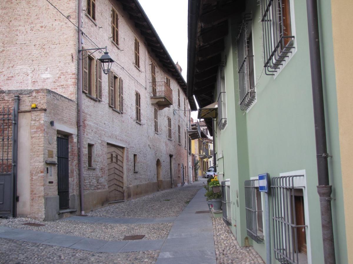 Alla Torre - Nel Cuore Del Borgo Storico Castagnole delle Lanze المظهر الخارجي الصورة